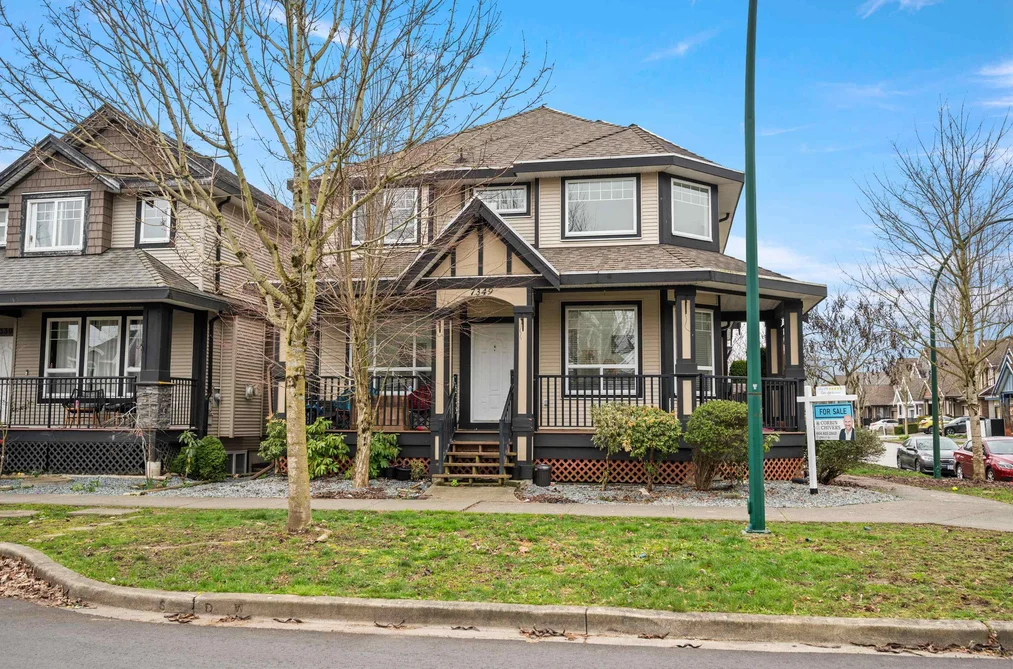 House for sale at 7349 194 Street Surrey British Columbia - MLS: R3099906