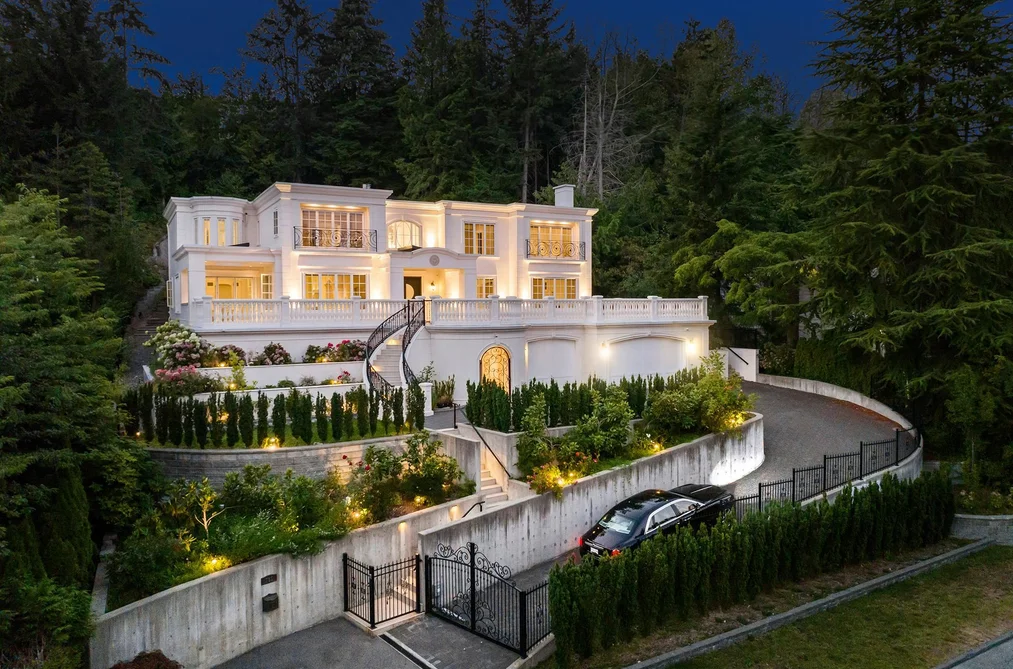 House for sale at 735 St. Andrews Road West Vancouver British Columbia - MLS: R3151252