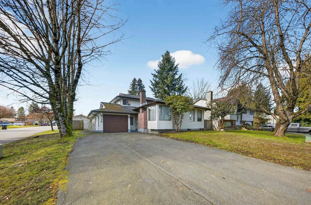 House for sale at 7351 141a Street Surrey British Columbia - MLS: R3092724