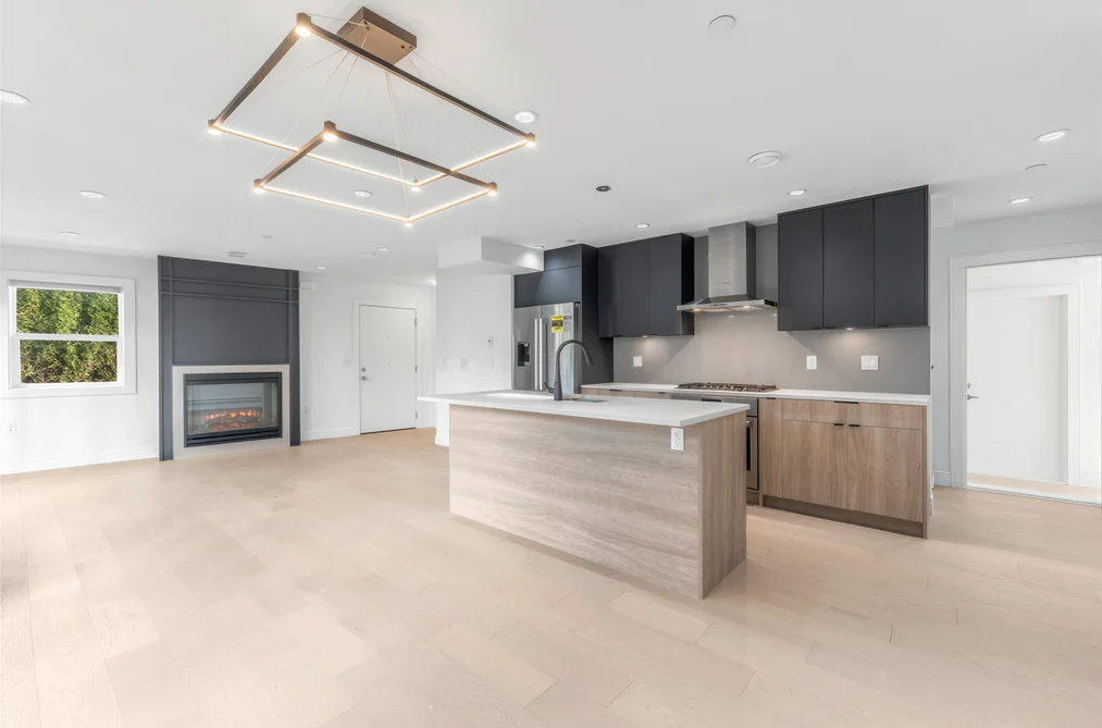 7357 OAK STREET, Vancouver BC V6P 1V9, Vancouver BC — Residential for Sale - Photo 2