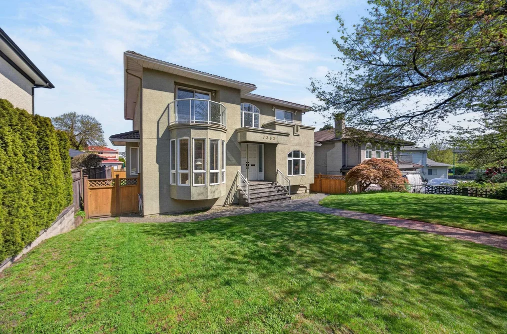 7362 WAVERLEY AVENUE, Burnaby BC V5J 4A6, Burnaby BC — Residential for Sale - Photo 2