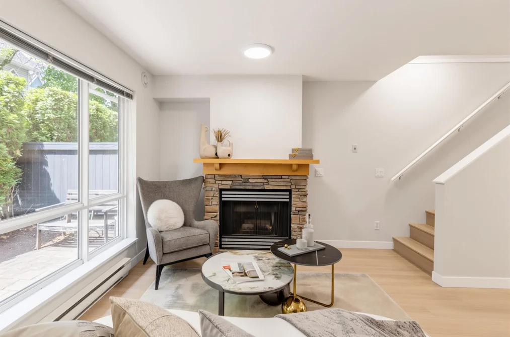 7363 MAGNOLIA TERRACE, Burnaby, BC — Residential for Sale — Photo 8 of 40