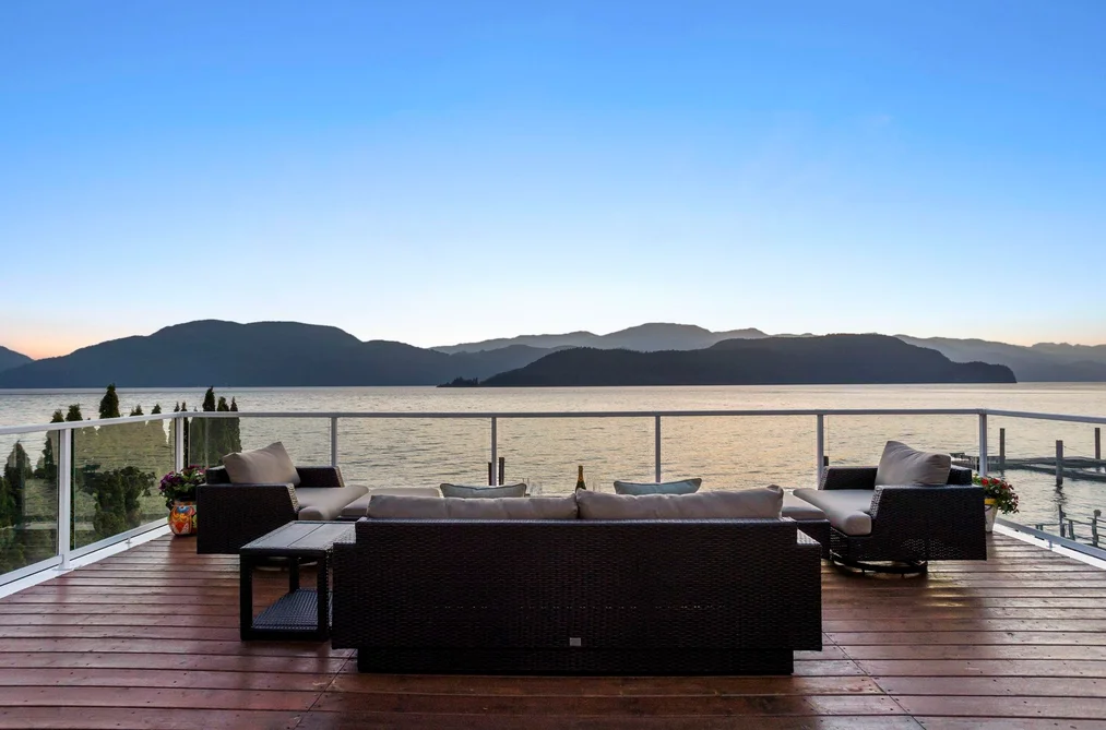 House for sale at 7370 Rockwell Drive Harrison Hot Springs British Columbia - MLS: R3120846
