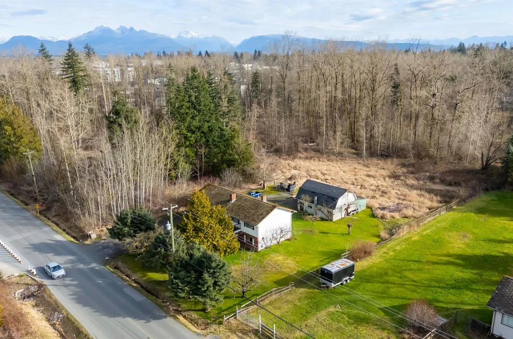 7380 198B STREET, Langley BC V2Y 1R9, Langley BC — Residential for Sale - Photo 2