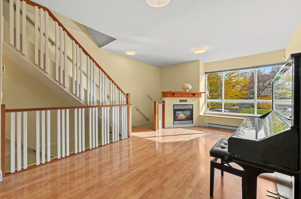 7393 MAGNOLIA TERRACE, Burnaby BC V5E 4M3, Burnaby BC — Residential for Sale - Photo 4