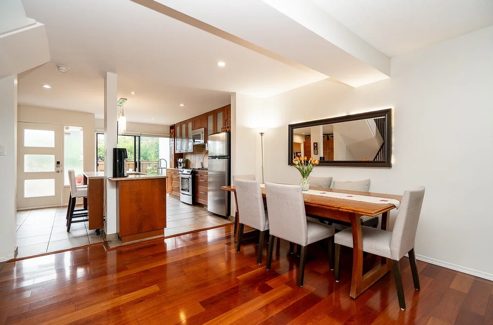 7393 MONTECITO DRIVE, Burnaby, BC — Residential for Sale — Photo 10 of 40