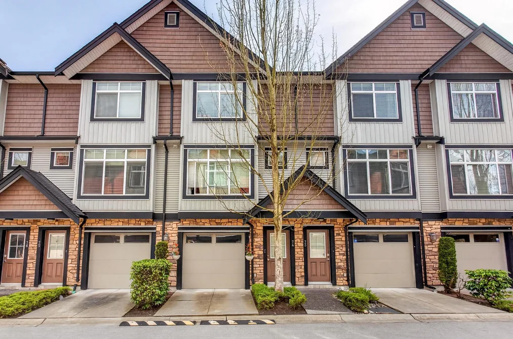 Townhouse for sale at 74 6299 144 Street Surrey British Columbia - MLS: R3113188