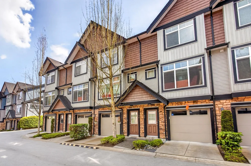 74 6299 144 STREET, Surrey BC V3X 1A2, Surrey BC — Residential for Sale - Photo 2