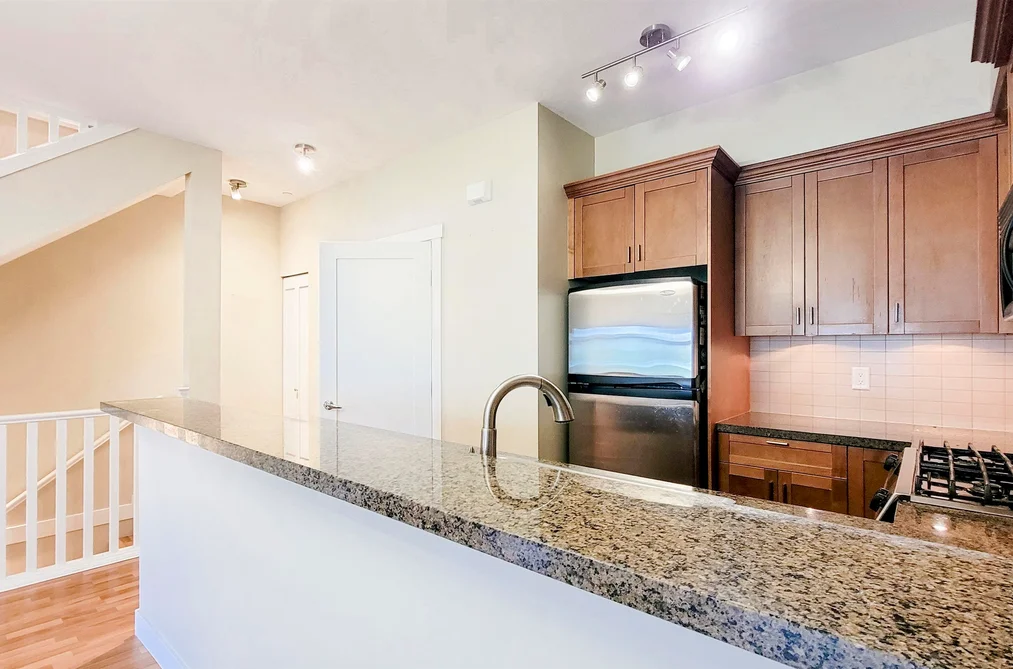 74 7388 MACPHERSON AVENUE, Burnaby BC V5J 0A1, Burnaby BC — Residential for Sale - Photo 6