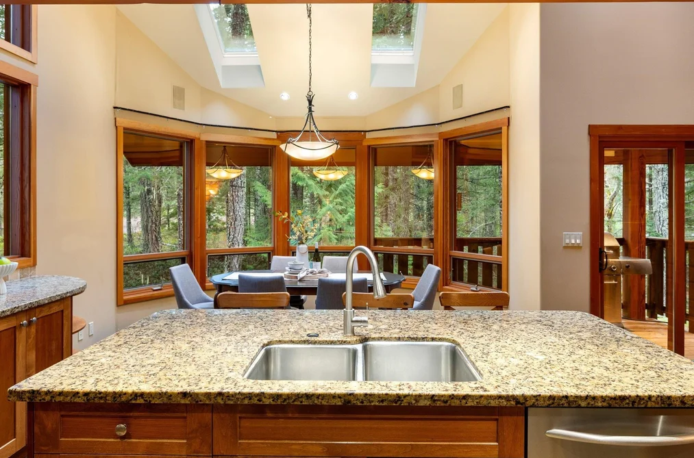 74 BLACK TUSK DRIVE, Whistler BC V8E 0A1, Whistler BC — Residential for Sale - Photo 5