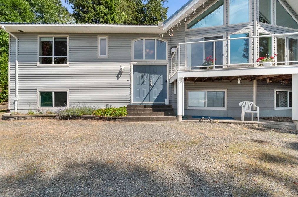 7400 MARBLE HILL ROAD, Chilliwack, BC — Residential for Sale — Photo 3 of 38