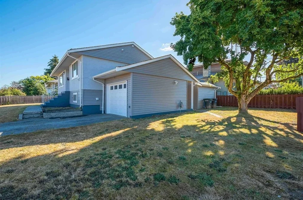 7406 IMPERIAL STREET, Burnaby BC V5E 1N9, Burnaby BC — Residential for Sale - Photo 4