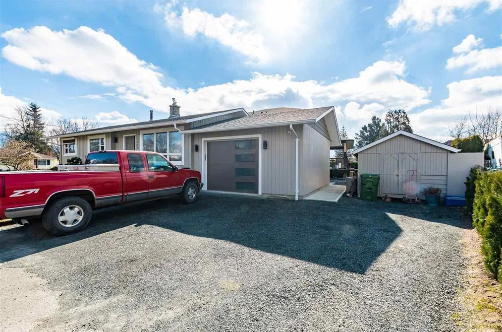 7407 CRESTWOOD DRIVE, Chilliwack BC V2R 1K2, Chilliwack BC — Residential for Sale - Photo 3