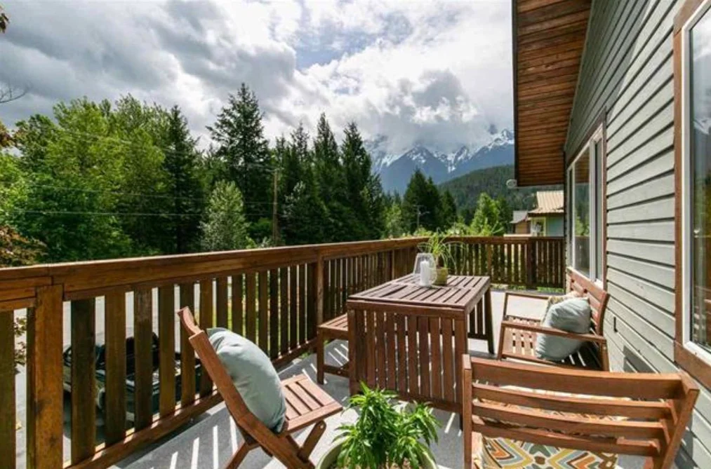 7407 HARROW ROAD, Pemberton BC V0N 2L0, Pemberton BC — Residential for Sale - Photo 4