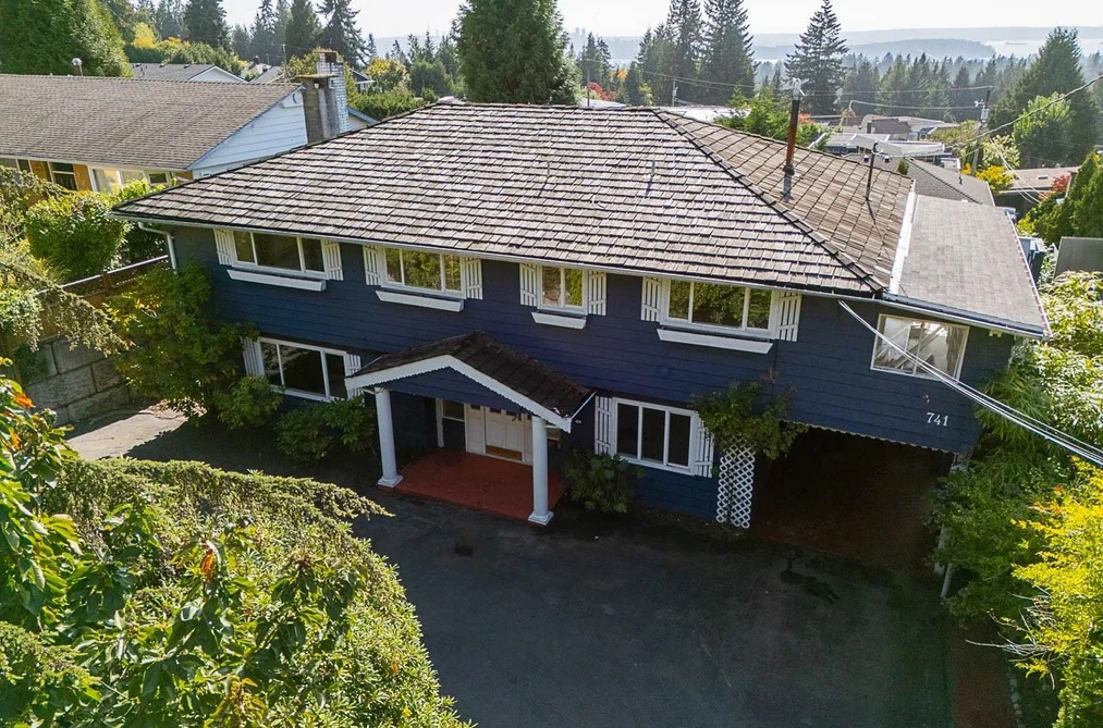 House for sale at 741 Montroyal Boulevard North Vancouver British Columbia - MLS: R3169977