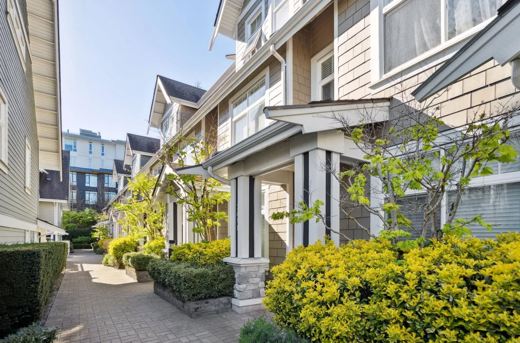 7411 COLUMBIA STREET, Vancouver BC V5X 4X4, Vancouver BC — Residential for Sale - Photo 2