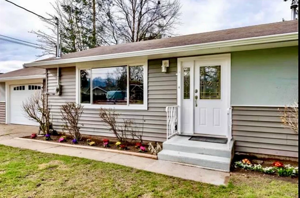 7413 LEARY CRESCENT, Chilliwack BC V2R 1K3, Chilliwack BC — Residential for Sale - Photo 2