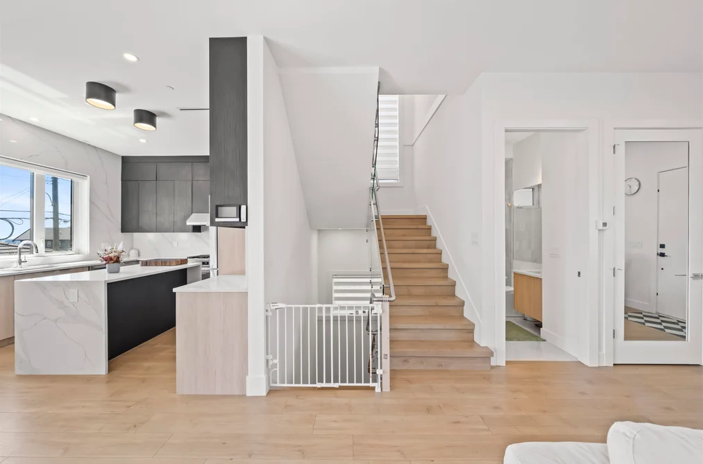 742 E 58TH AVENUE, Vancouver BC V5X 1W3, Vancouver BC — Residential for Sale — Photo 10 of 37