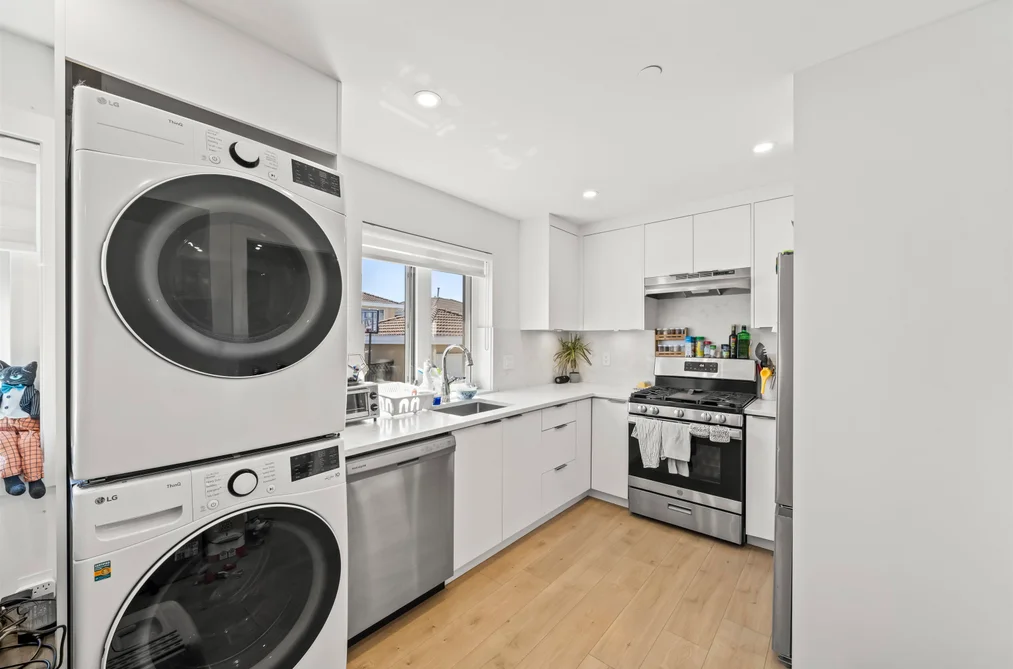 742 E 58TH AVENUE, Vancouver BC V5X 1W3, Vancouver BC — Residential for Sale — Photo 31 of 37