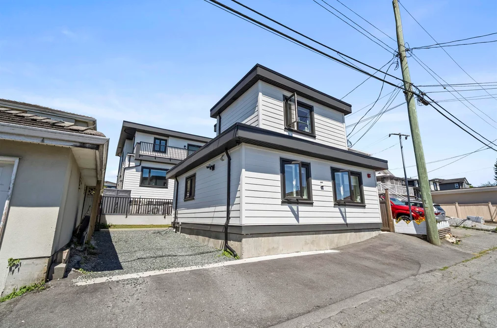 742 E 58TH AVENUE, Vancouver BC V5X 1W3, Vancouver BC — Residential for Sale — Photo 35 of 37