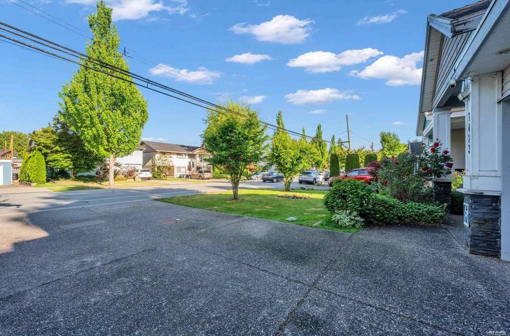 7423 115 STREET, Delta BC V4C 5M6, Delta BC — Residential for Sale - Photo 2