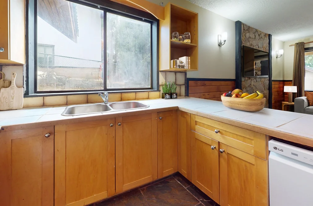 7425 AMBASSADOR CRESCENT, Whistler BC V8E 0E4, Whistler BC — Residential for Sale - Photo 6