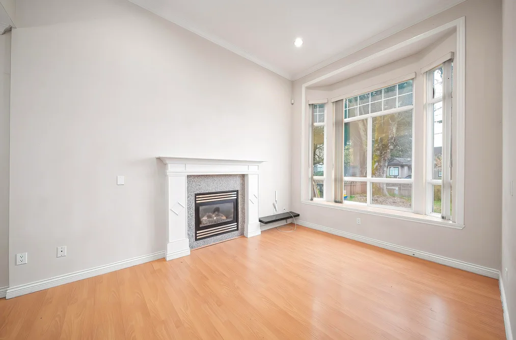 7431 14TH AVENUE AVENUE, Burnaby BC V3N 1Z8, Burnaby BC — Residential for Sale - Photo 3