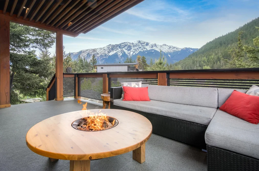 7456 DOGWOOD STREET, Pemberton BC V0N 0A7, Pemberton BC — Residential for Sale - Photo 2