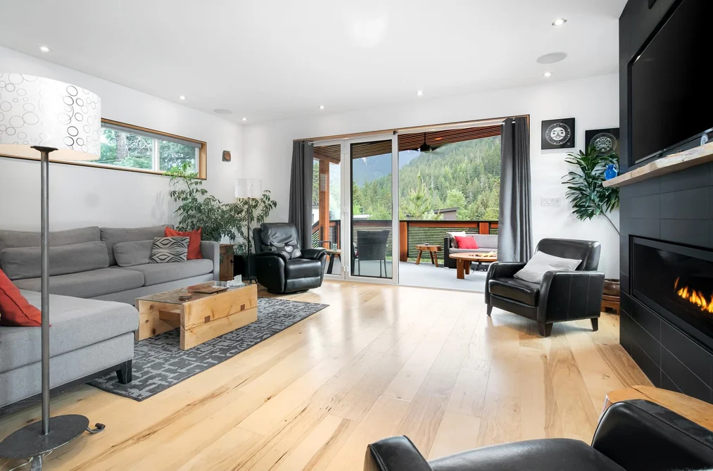 7456 DOGWOOD STREET, Pemberton BC V0N 0A7, Pemberton BC — Residential for Sale - Photo 4