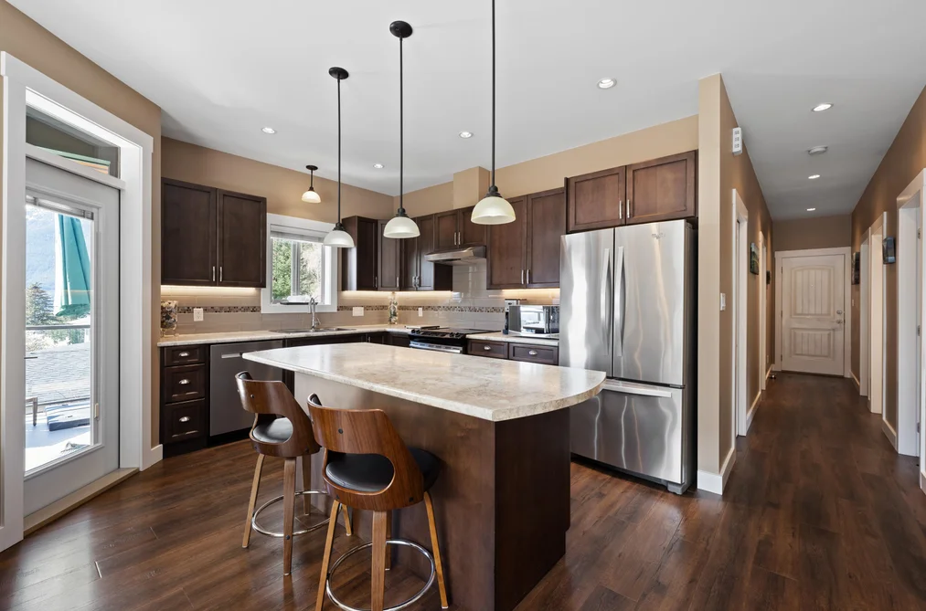 746 UPPER CRESCENT, Squamish BC V8B 1J2, Squamish BC — Residential for Sale - Photo 6