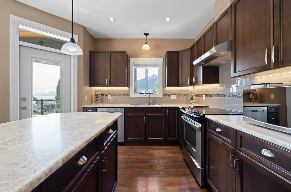 746 UPPER CRESCENT, Squamish BC V8B 1J2, Squamish BC — Residential for Sale - Photo 7