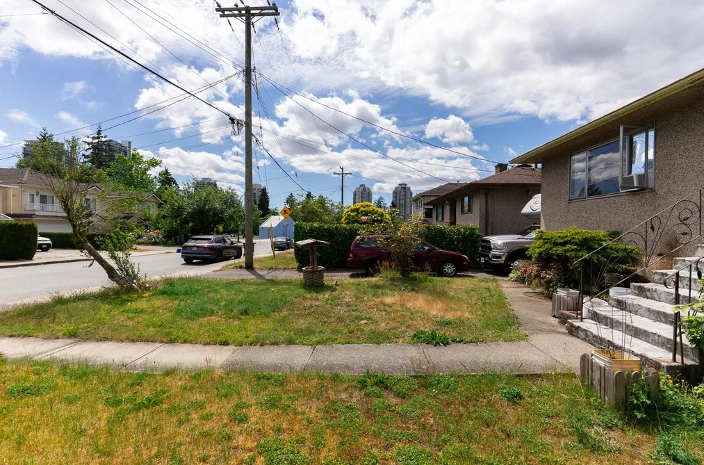 7465 ROSEWOOD STREET, Burnaby BC V5E 2G6, Burnaby BC — Residential for Sale — Photo 10 of 13