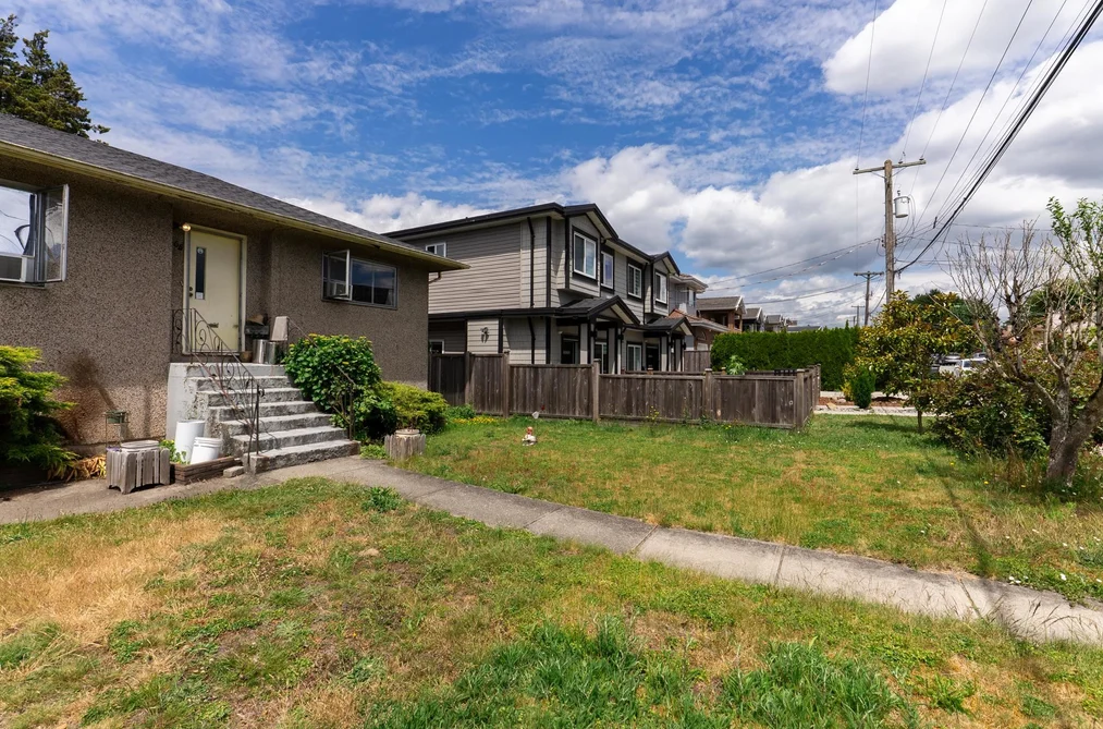 7465 ROSEWOOD STREET, Burnaby BC V5E 2G6, Burnaby BC — Residential for Sale — Photo 11 of 13