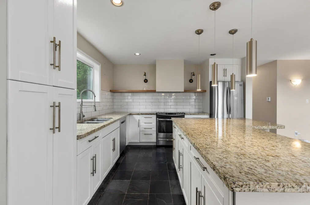 7467 DOGWOOD STREET, Pemberton BC V0N 2L0, Pemberton BC — Residential for Sale - Photo 5