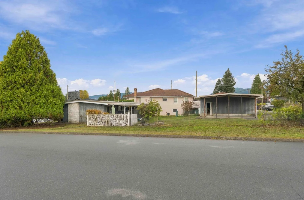 747 Poirier Street, Coquitlam, BC - MLS: R3179661 - Photo 26 747 Poirier Street, Coquitlam, BC - MLS: R3179661 - Photo 26