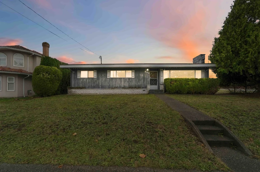 747 Poirier Street, Coquitlam, BC - MLS: R3179661 - Photo 29 747 Poirier Street, Coquitlam, BC - MLS: R3179661 - Photo 29
