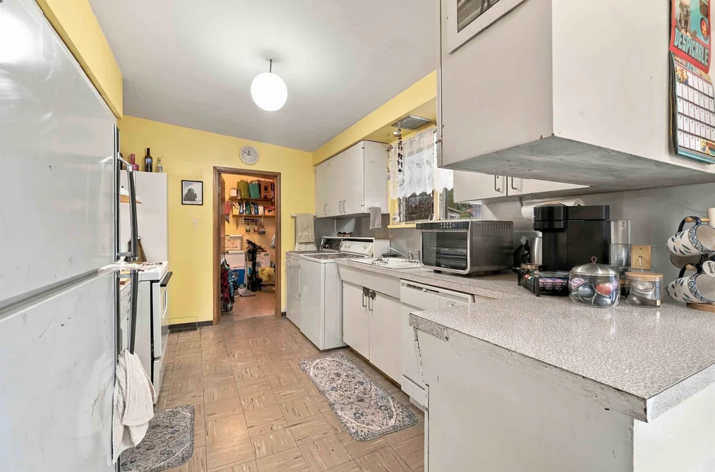 747 Poirier Street, Coquitlam, BC - MLS: R3179661 - Photo 8 747 Poirier Street, Coquitlam, BC - MLS: R3179661 - Photo 8