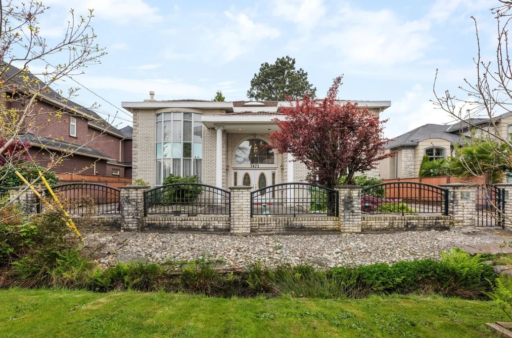 House for sale at 7471 Ledway Road Richmond British Columbia - MLS: R3115630
