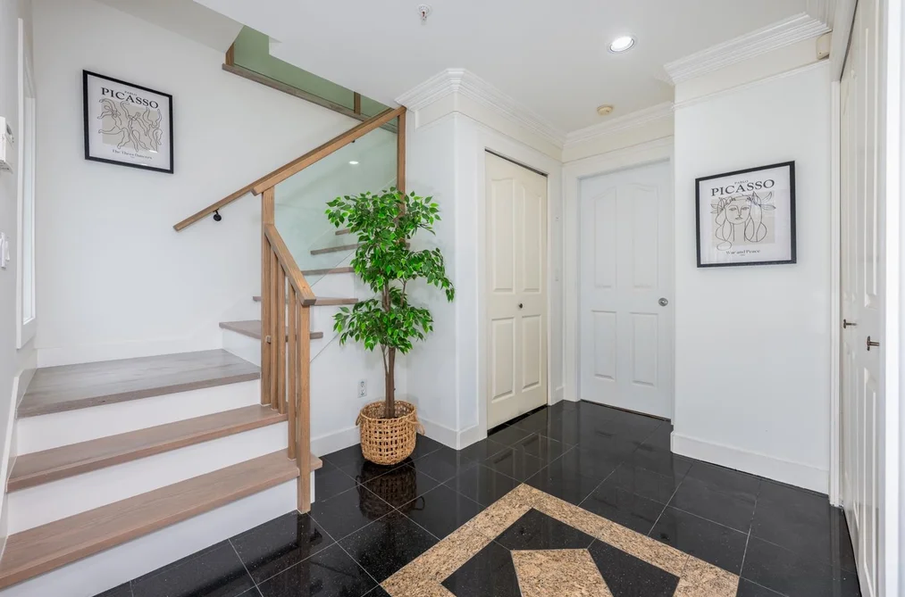 748 E 62ND AVENUE, Vancouver BC V5X 2G5, Vancouver BC — Residential for Sale - Photo 2