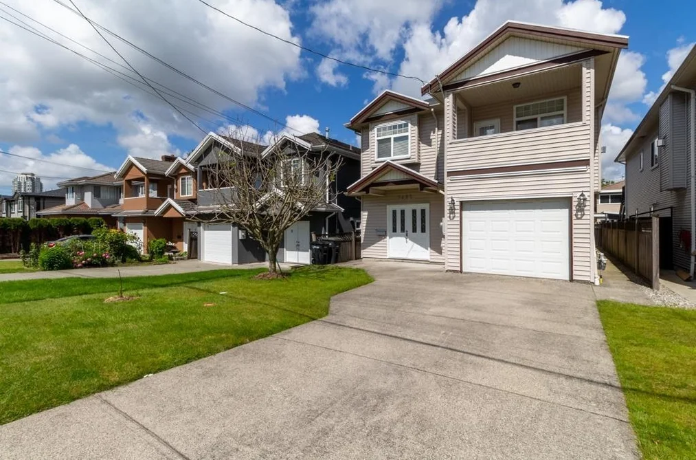 House for sale at 7487 Rosewood Street Burnaby British Columbia - MLS: R3104415