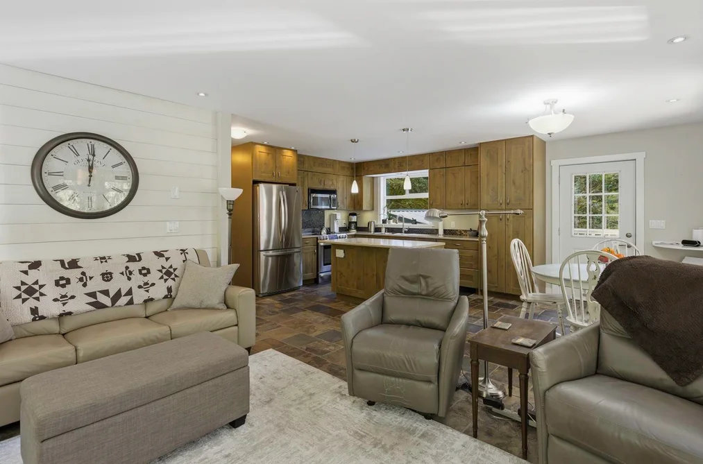 7498 AMBER ROAD, Sechelt BC V7Z 0C6, Sechelt BC — Residential for Sale - Photo 6