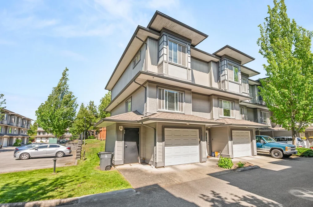 Townhouse for sale at 75 18701 66 Avenue Surrey British Columbia - MLS: R3129294