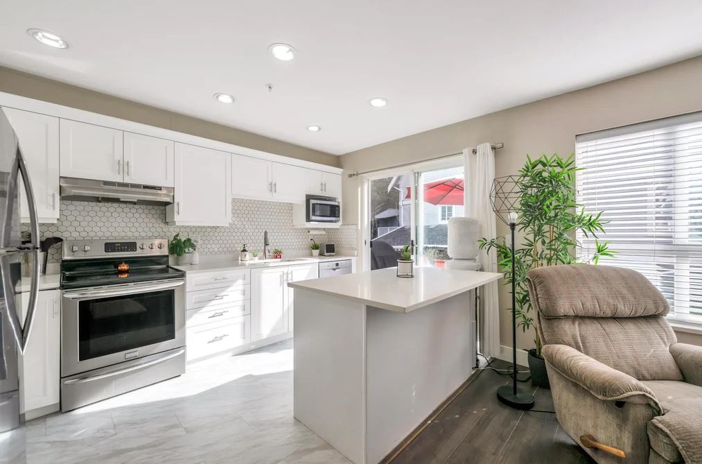 75-8844 208 Street, Langley, BC - Townhouse for Sale - Photo 5 of 40 75-8844 208 Street, Langley, BC - Townhouse for Sale - Photo 5 of 40
