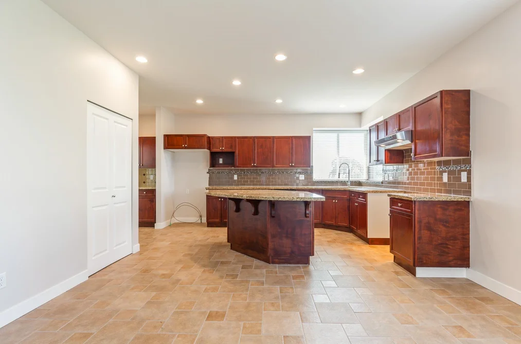 75 MAPLE DRIVE, Port Moody BC V3H 0A7, Port Moody BC — Residential for Sale - Photo 7
