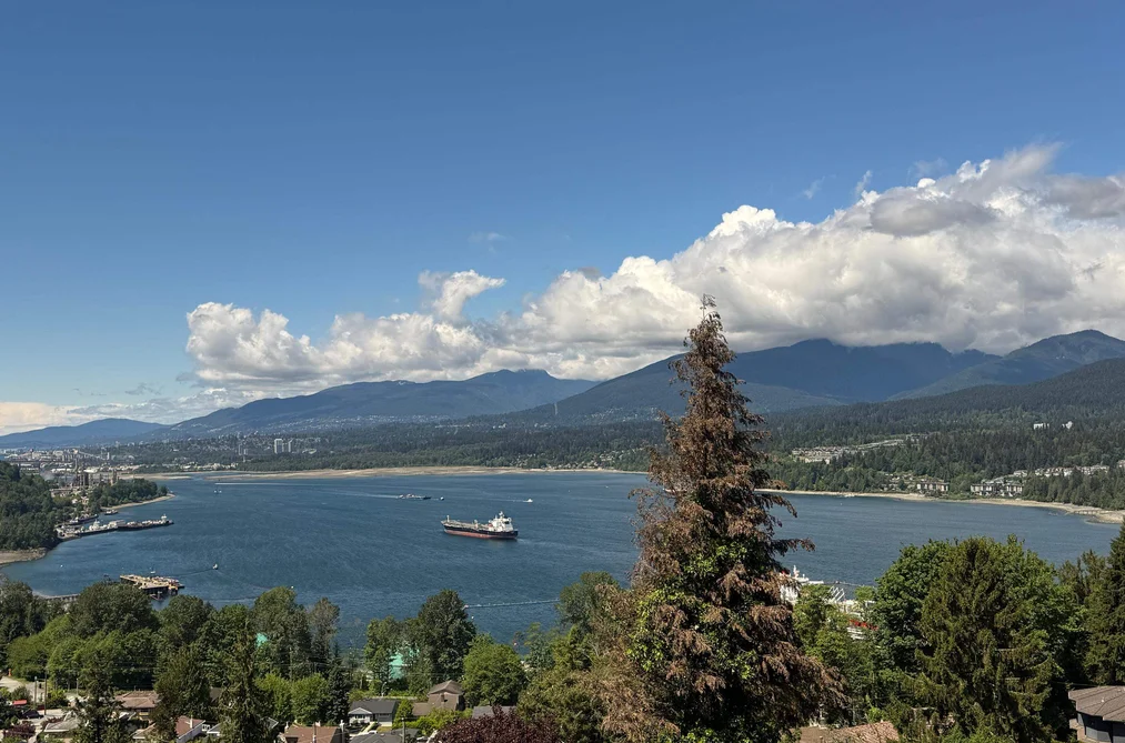 Half Duplex for sale at Unit A 7521 Pandora Drive Burnaby British Columbia - MLS: R3124289