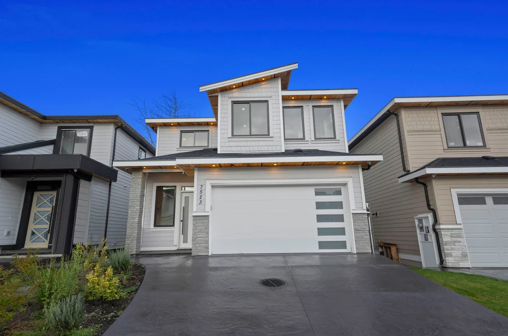 House for sale at 7523 205 Street Langley British Columbia - MLS: R3168591