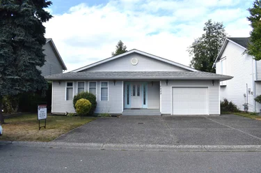 7523 Garnet Dr, Chilliwack, BC - MLS: R3161035