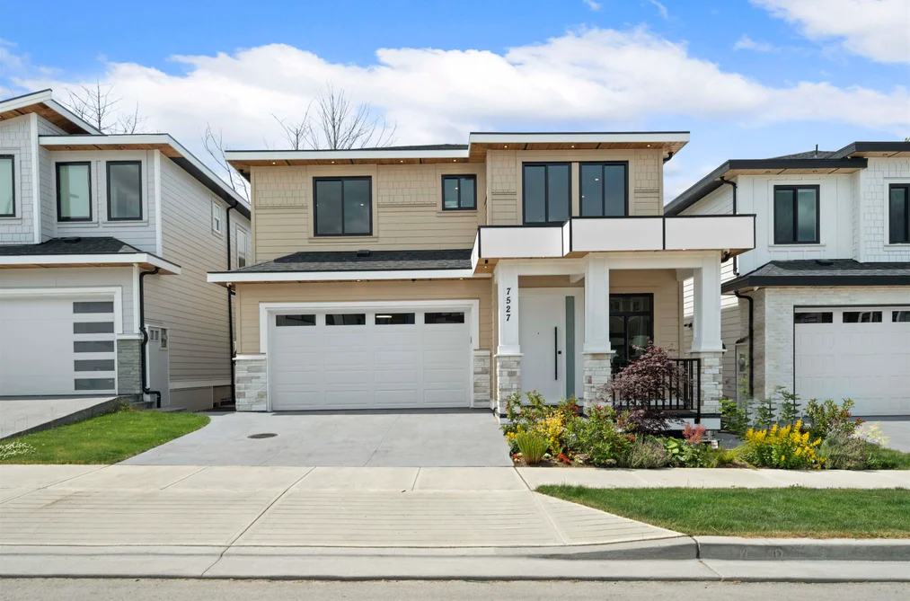 House for sale at 7527 205 Street Langley British Columbia - MLS: R3117211