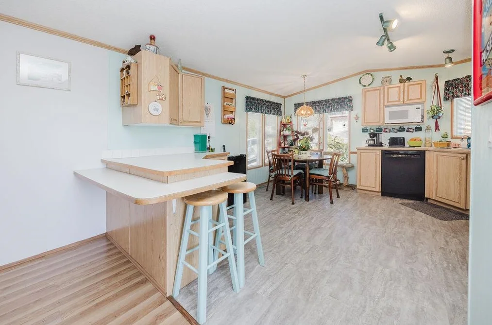 753 STEINBRUNNER ROAD, Gibsons BC V0N 1V9, Gibsons BC — Residential for Sale - Photo 5