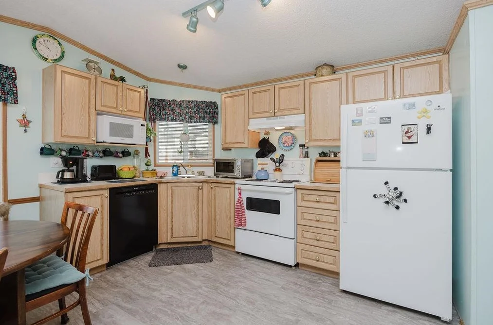 753 STEINBRUNNER ROAD, Gibsons BC V0N 1V9, Gibsons BC — Residential for Sale - Photo 7